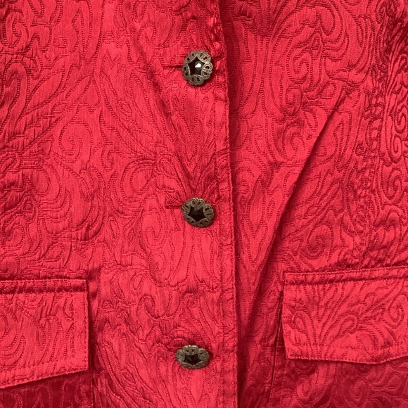 Women’s Chico’s Burgundy Blazer Size 2 = Large (12) EUC - Picture 4 of 8